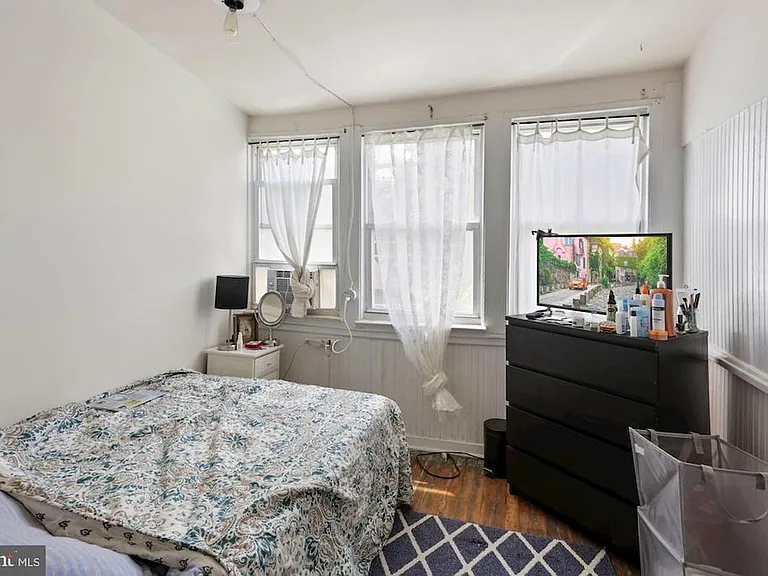 1006 Quebec Pl NW — Photo 6