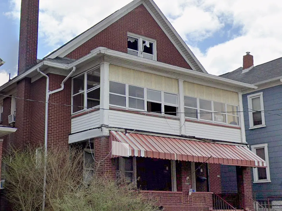 704-706 Cypress Ave