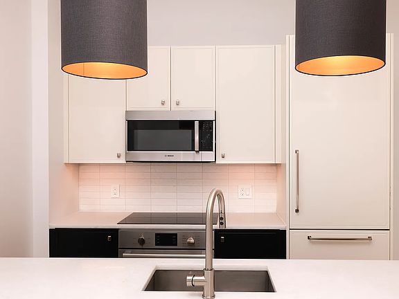 2nd image of 30 Morningside Dr APT 207