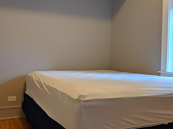 2nd image of 2715 N Monticello Ave APT 1