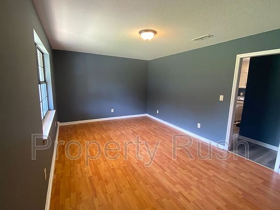 4th image of 5003 Marylin Ln Unit B