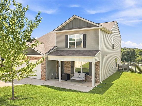 2nd image of 1068 Greenway Dr