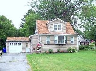 189 Windsor Rd, Rochester, NY 14612