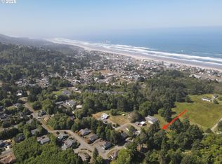 900 N Juniper St, Rockaway Beach, OR 97136