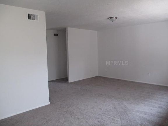 4th image of 992 Osceola Trl