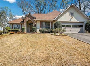 990 San Lacinto Ln, Lawrenceville, GA 30043