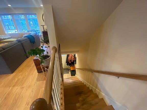 4th image of 11 Sparhawk St #2