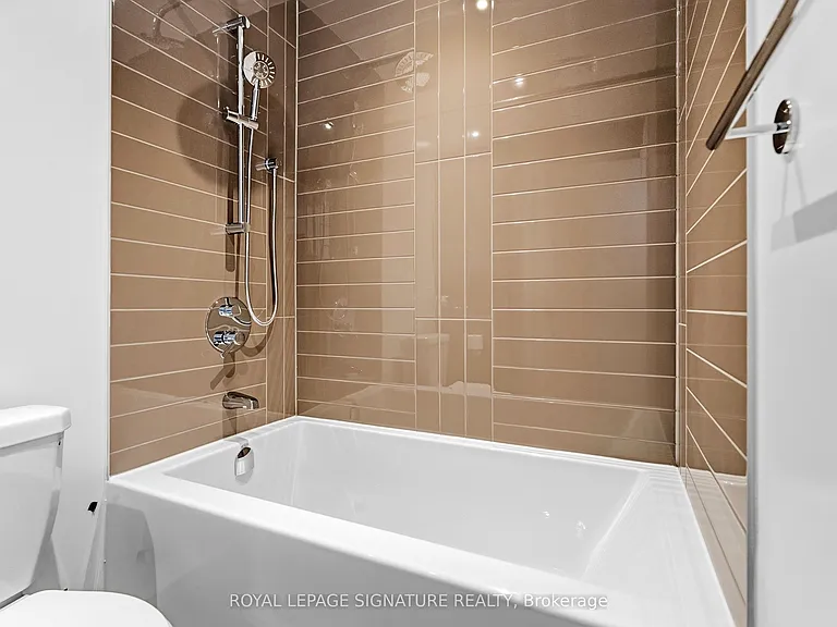 448 Burnhamthorpe Rd W #4606 — Photo 20