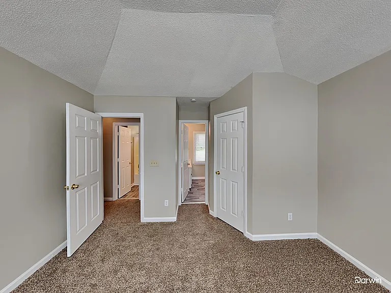 4 Delwin Ct — Photo 21