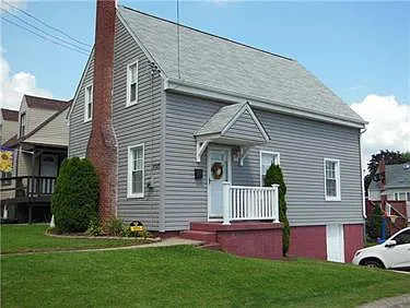 2025 Dalton St photo 1