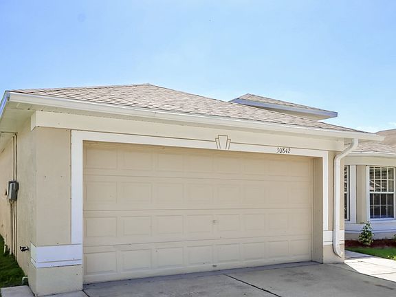 3rd image of 30842 Midtown Ct