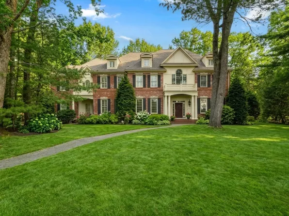 14 Olde Hickory Path, Westborough, MA 01581
