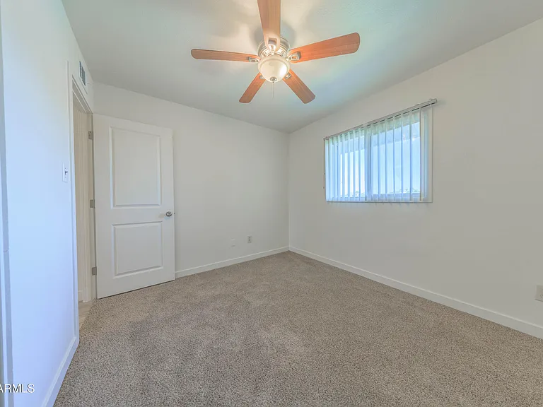 4558 N 15th Ave — Photo 38