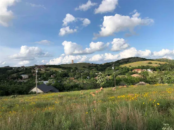 138 Lawton Ave, Medicine Park, OK 73557