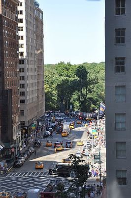 1st image of 77 W 55th St APT 9G