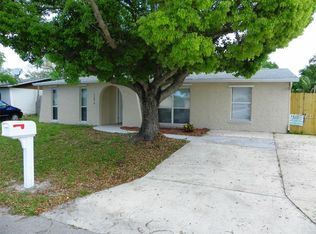 11014 McKinley Dr, Port Richey, FL 34668