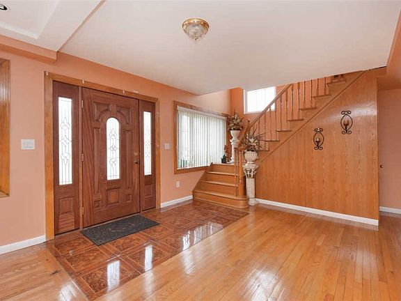 4th image of 25902 E Williston Ave