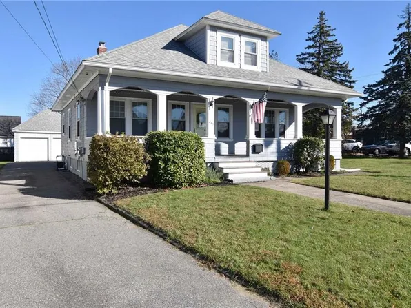 245 Martin St, East Providence, RI 02914