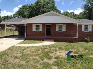 206 Uneeda Dr, Greenville, SC 29605