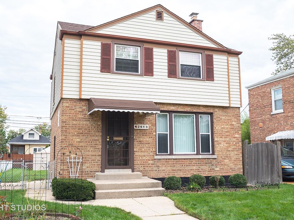 1st image of 2613 Willow St