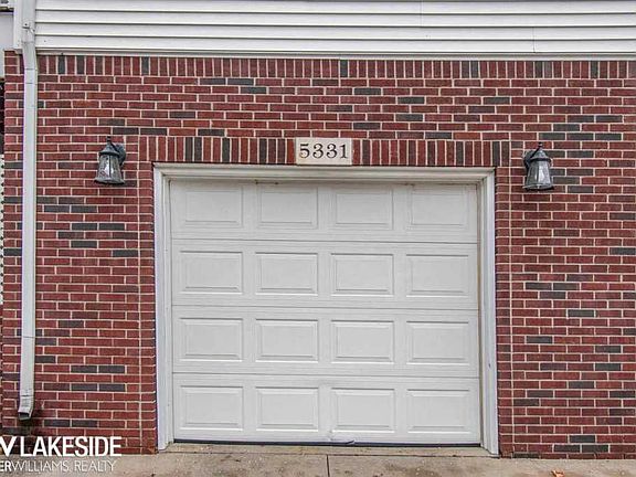4th image of 5331 Twin Oaks Dr #126