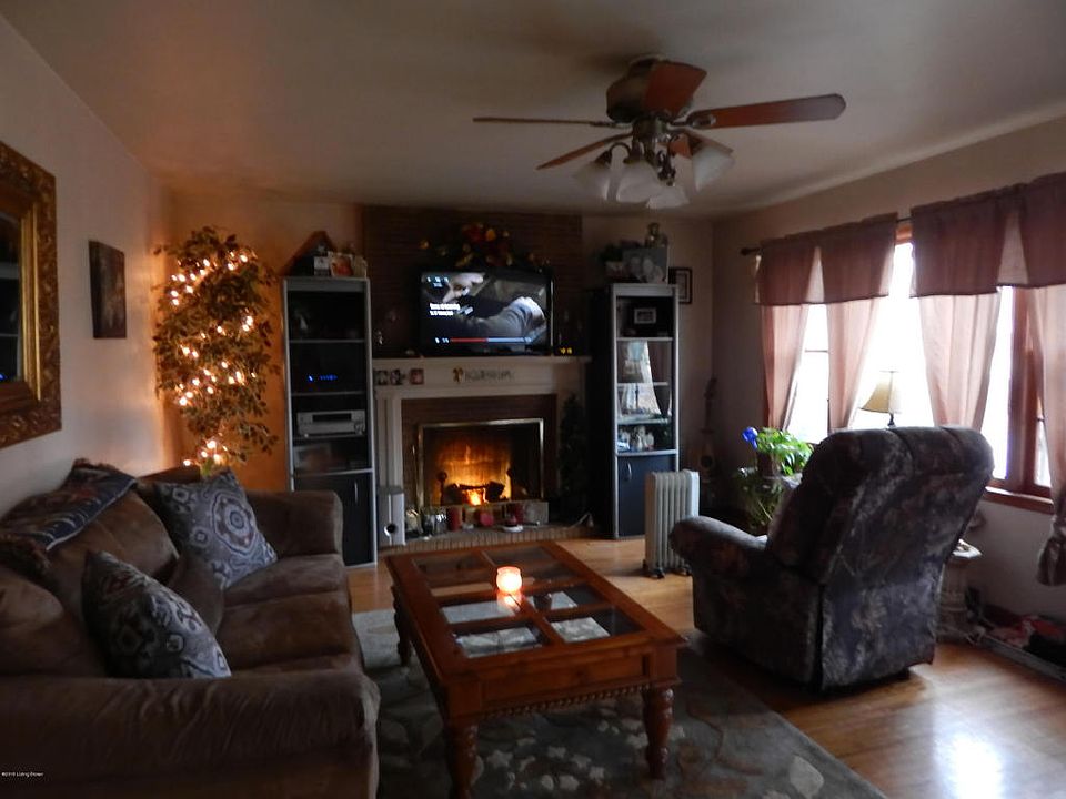 2nd image of 9903 3rd Street Rd