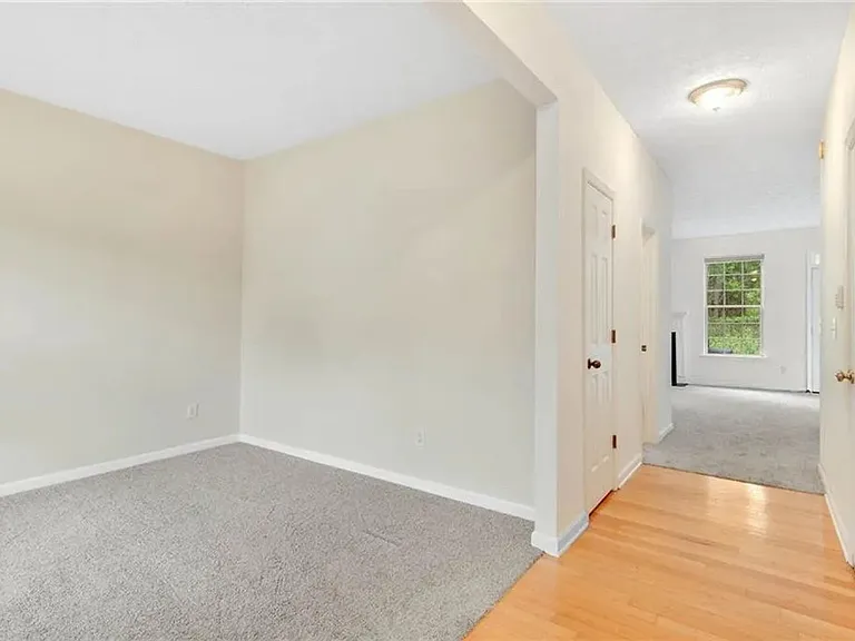 4056 Hill Station Ct — Photo 24