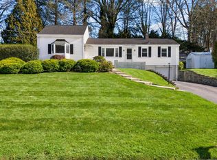 338 Kenwood Ave, Hamden, CT 06518