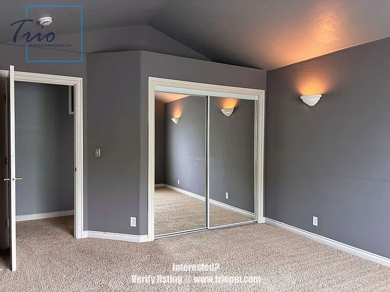 3365 Gilham Rd — Photo 7