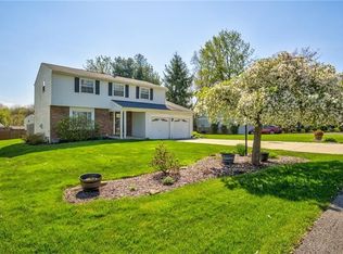 117 Carters Grove Dr, Gibsonia, PA