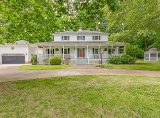 817 Lake Dr, Tappahannock, VA