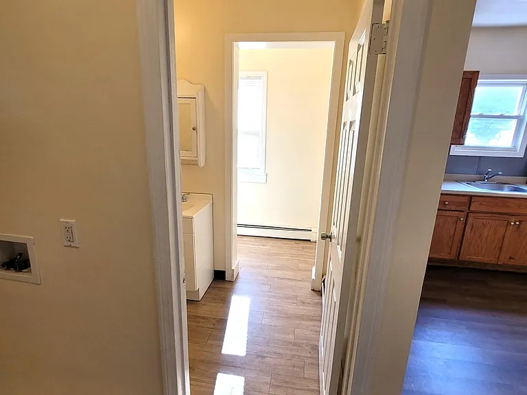 576 Zion St — Photo 19