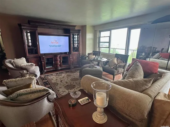 12421 Flatlands Avenue #8C, Brooklyn, NY 11234