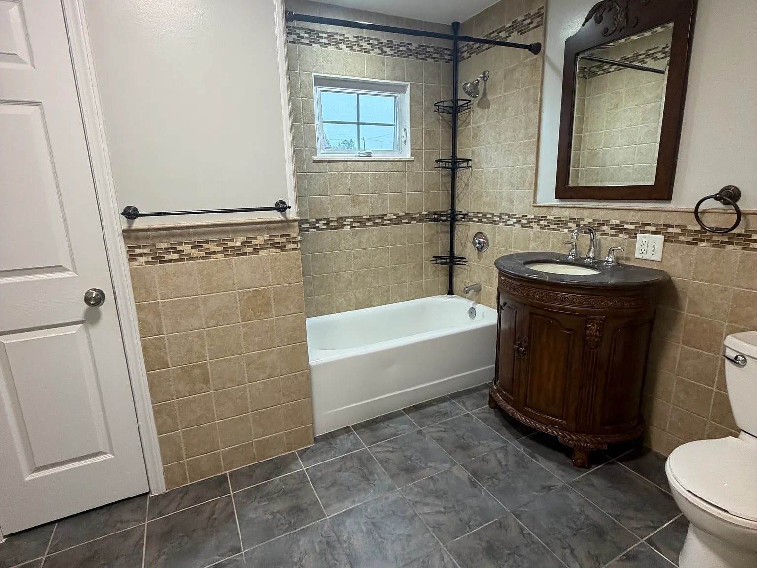1 bed, $2,500 — Photo 3