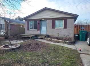 20136 Westpoint Ave, Brownstown, MI 48174