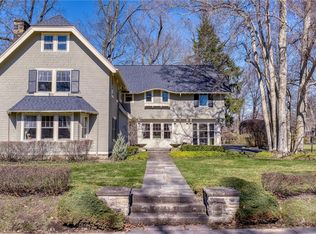 2542 Guilford Rd, Cleveland Heights, OH 44118