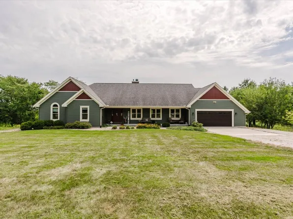 1927 County Road 500 N, Secor, IL 61771