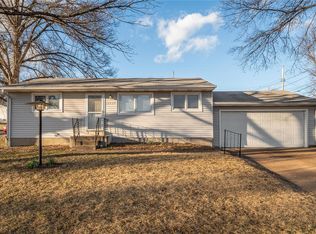 10439 Roscommon Dr, Saint Louis, MO