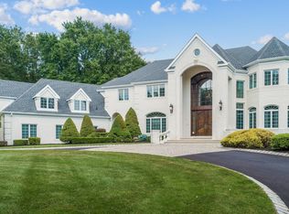 3 Raintree Ct, Holmdel, NJ 07733