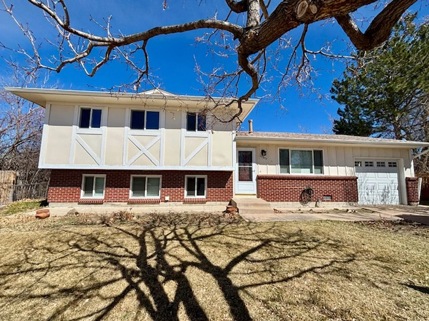 Amazing Home On Quiet Cul-de-sac — Photo 3