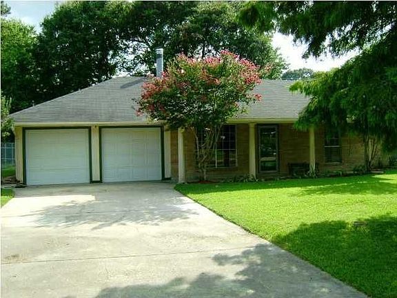 2nd image of 210 Claymore Dr