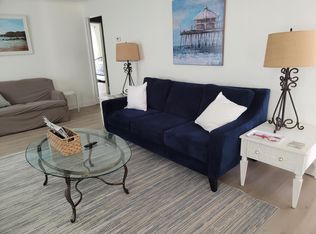 3090 Elmwood Dr, Fort Gratiot, MI 48059