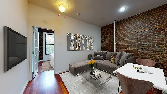 Rented by Bond New York | media 1