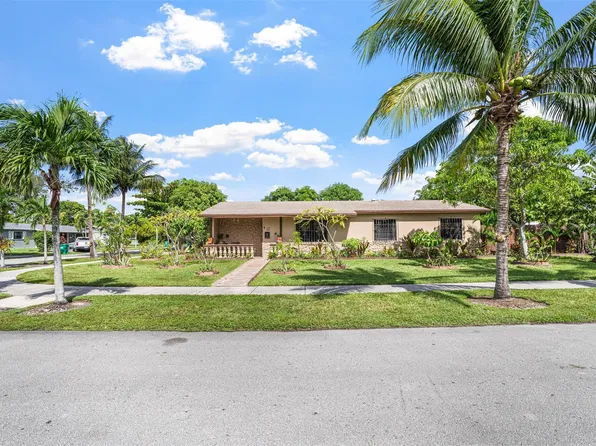 45 NE 212th Street, Miami, FL 33179