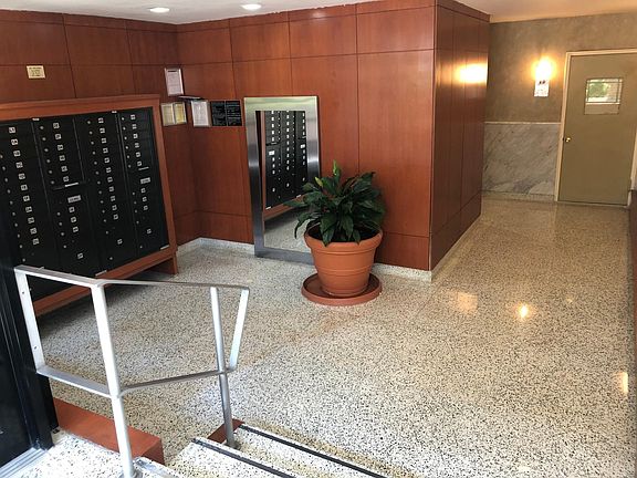 4th image of 3715 Parsons Blvd APT 2A