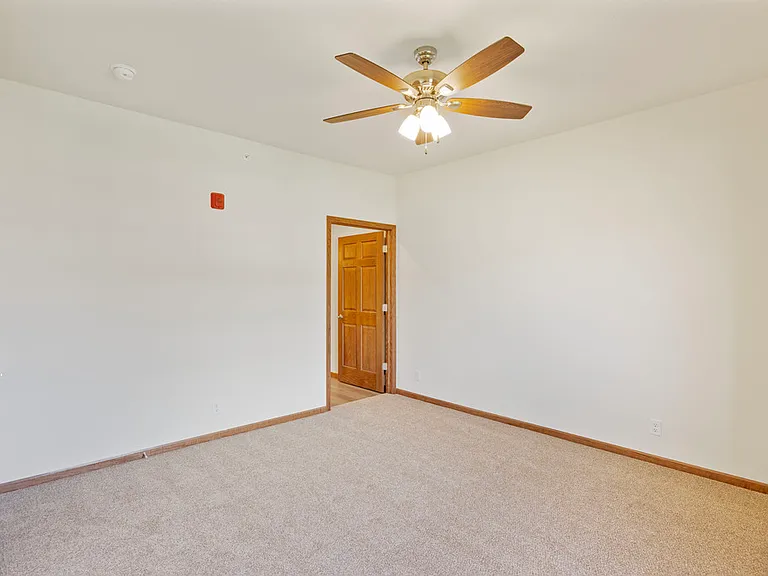 Wilderness Hills South Apartments — Photo 55