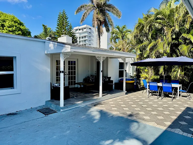 3205 Canal Dr — Photo 40