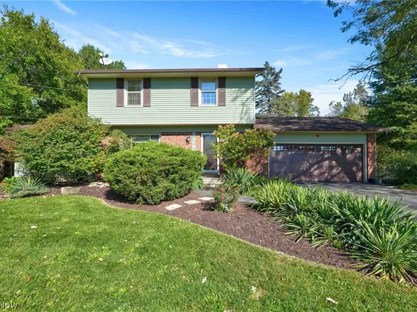 5125 Colorado Ave, Sheffield Village, OH 44054