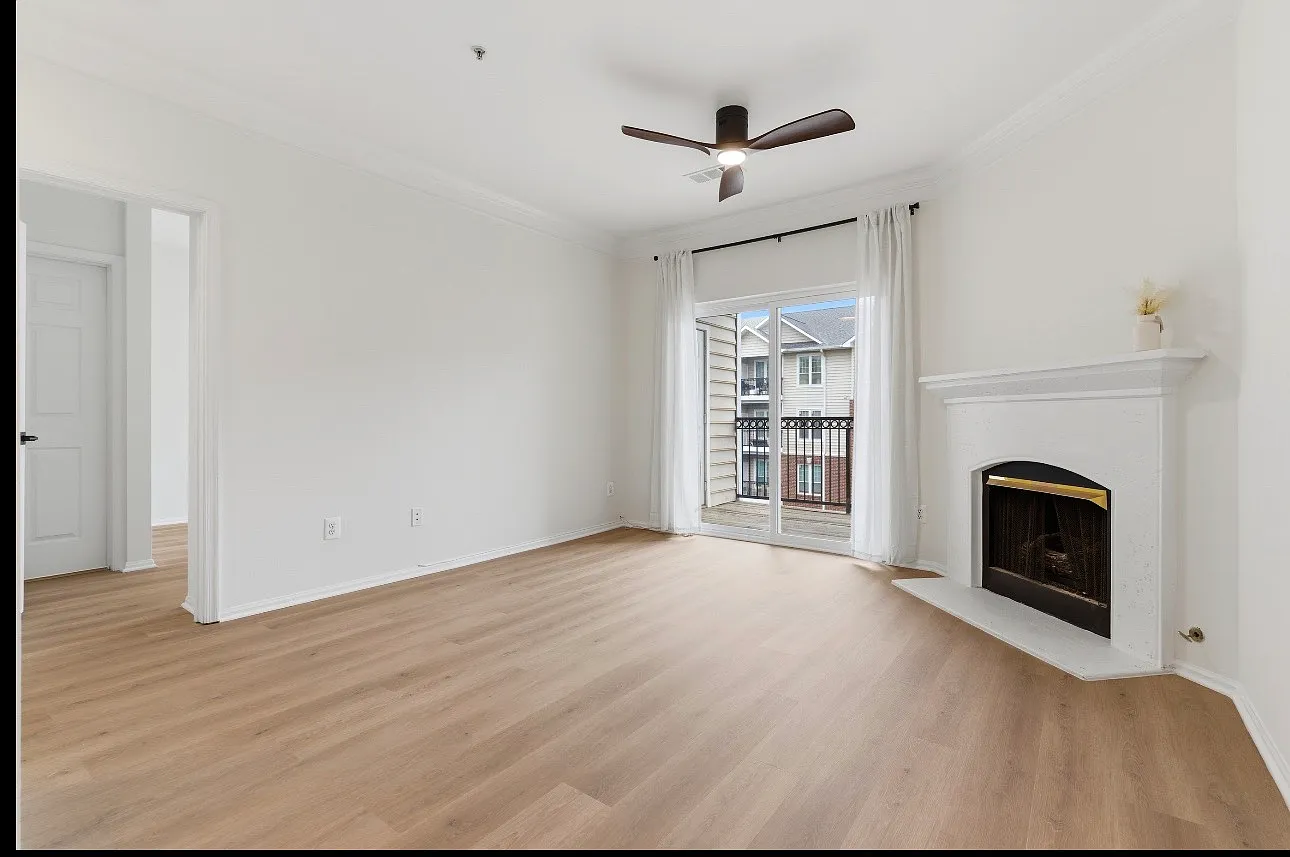 1580 Spring Gate Dr — Photo 2