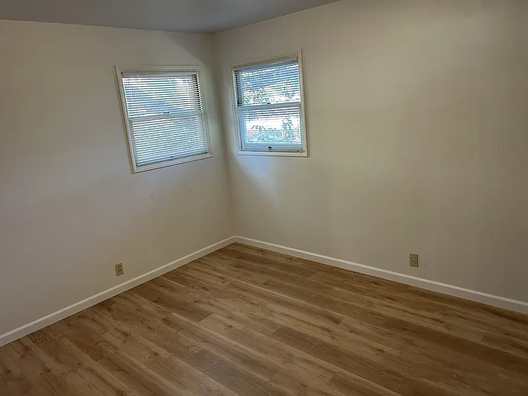 140 George Cir — Photo 21